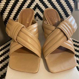 Trina Turk Sidekick Mule in Nude, Size 38